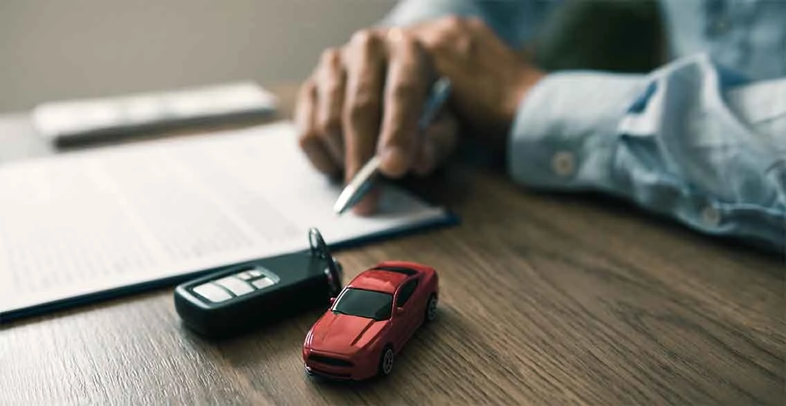 car loan and car keys